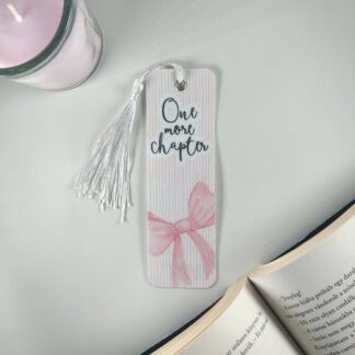 One more chapter laminált könyvjelző