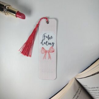 Fake dating trope laminált könyvjelző